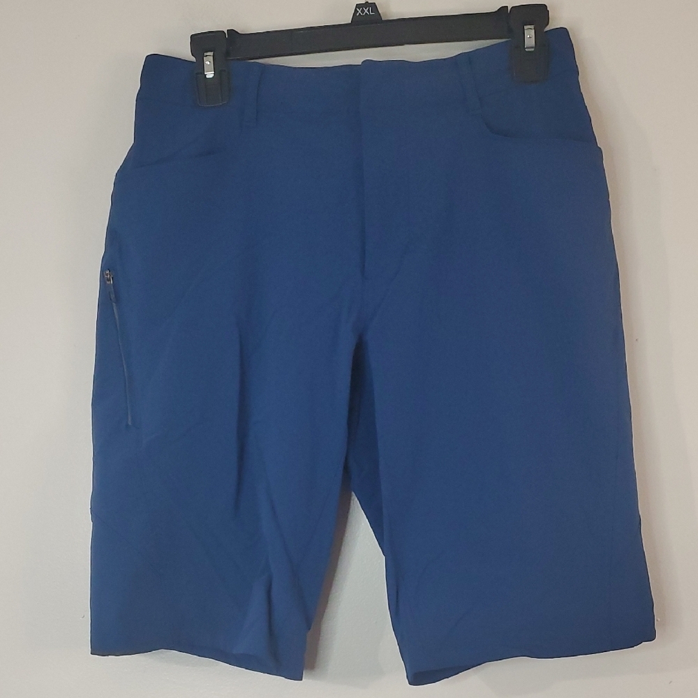 Mens Lululemon 11" Shorts Size 30 Blue Reflective Detail Zip Pockets Elastic Bac